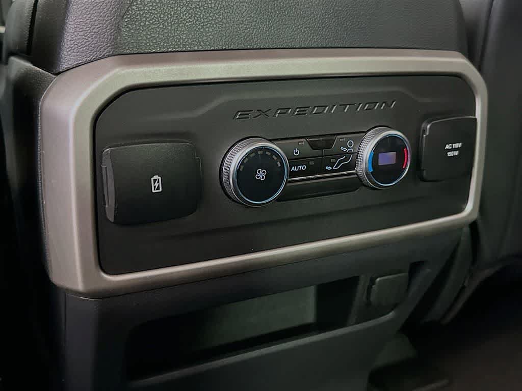 Certified 2024 Ford Expedition XLT RWD image 13