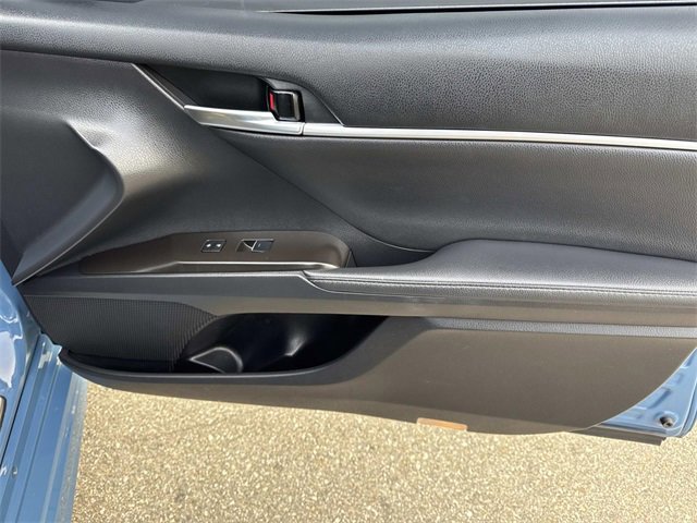Used 2023 Toyota Camry XSE image 32