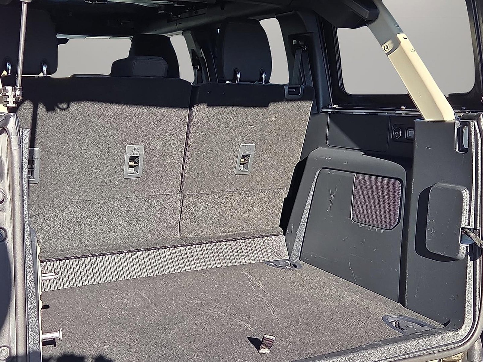 Certified 2025 Ford Bronco Big Bend image 8