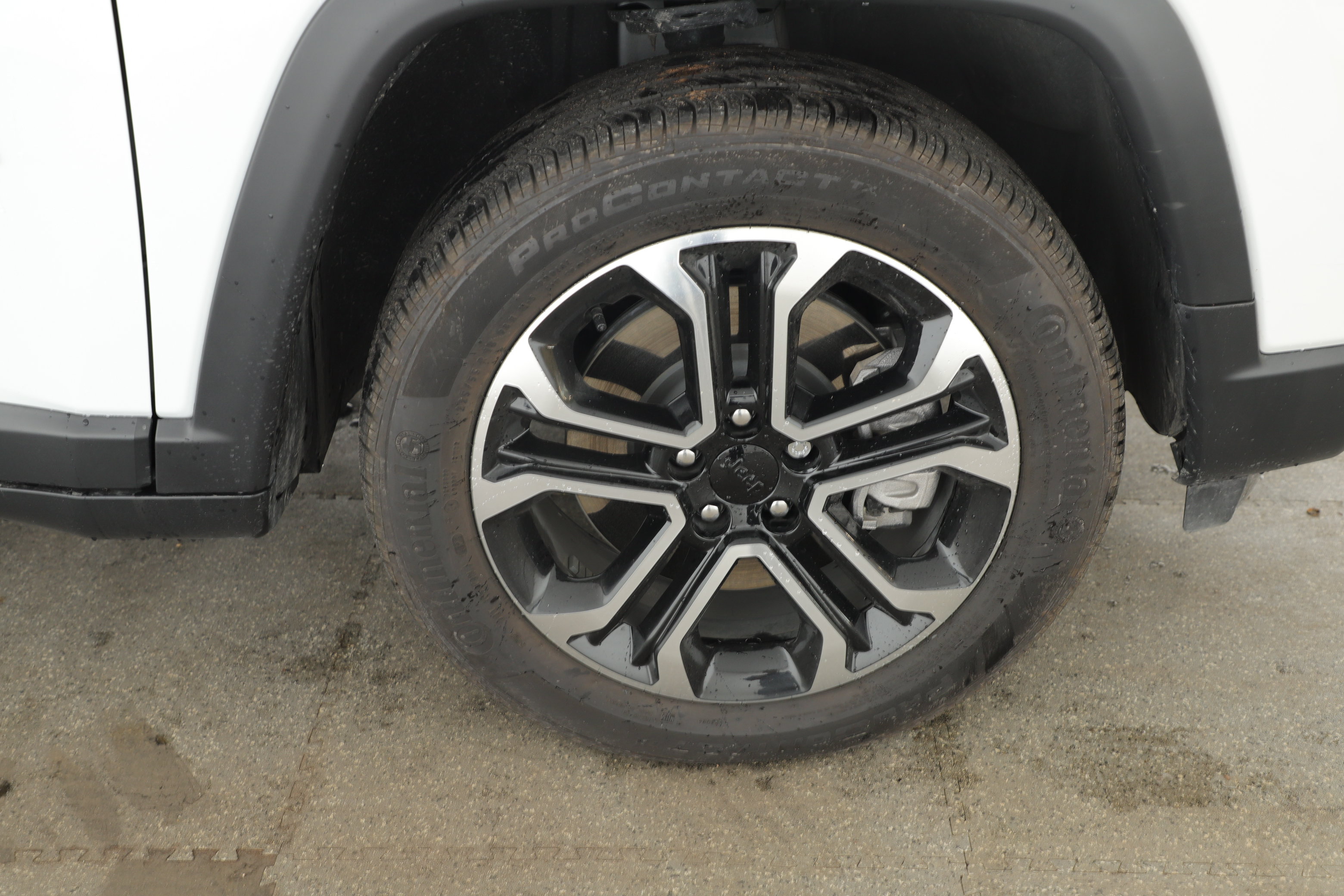Used 2024 Jeep Compass Limited AWD/4WD image 16