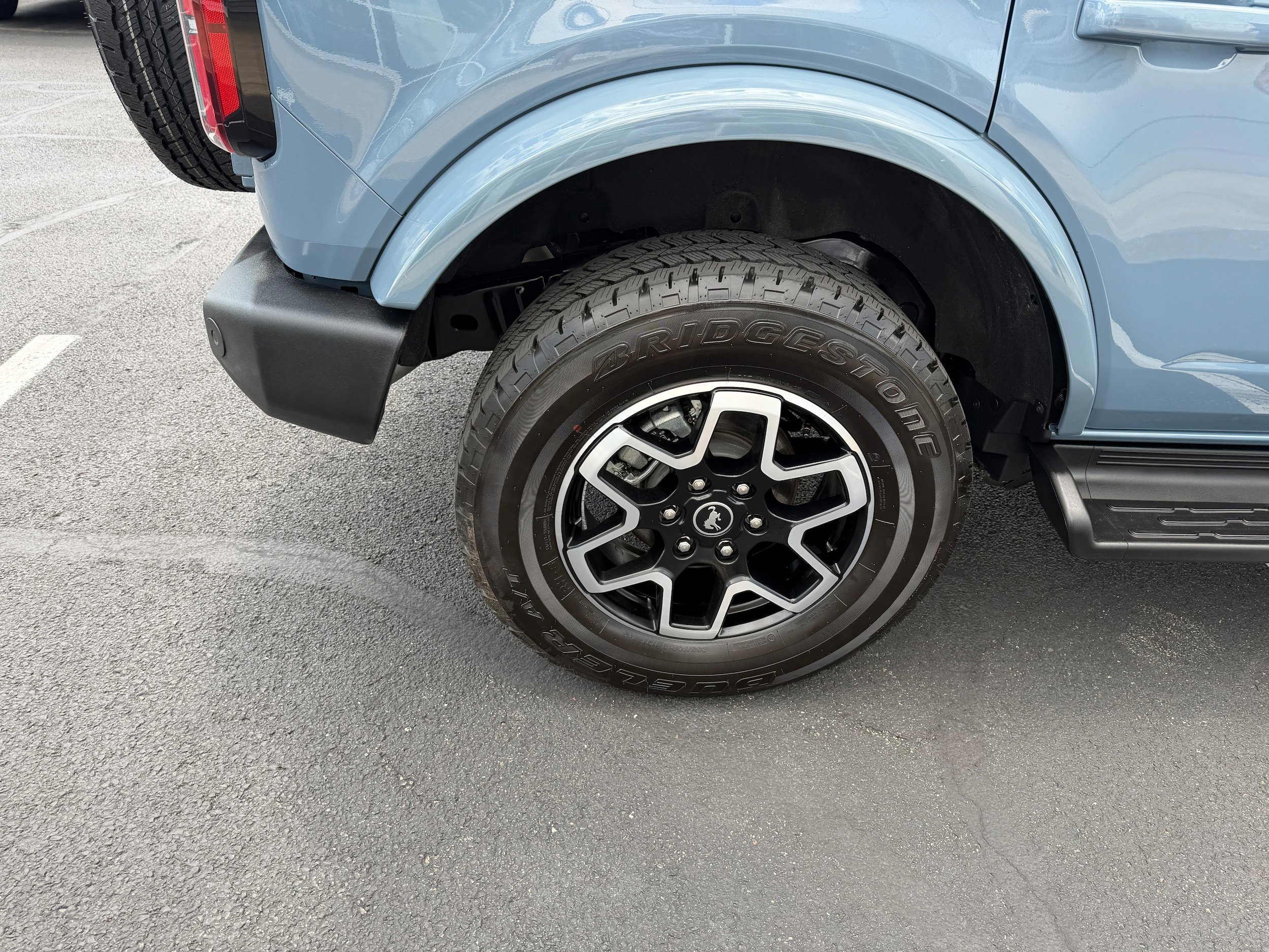 Certified 2025 Ford Bronco Outer Banks AWD/4WD image 13