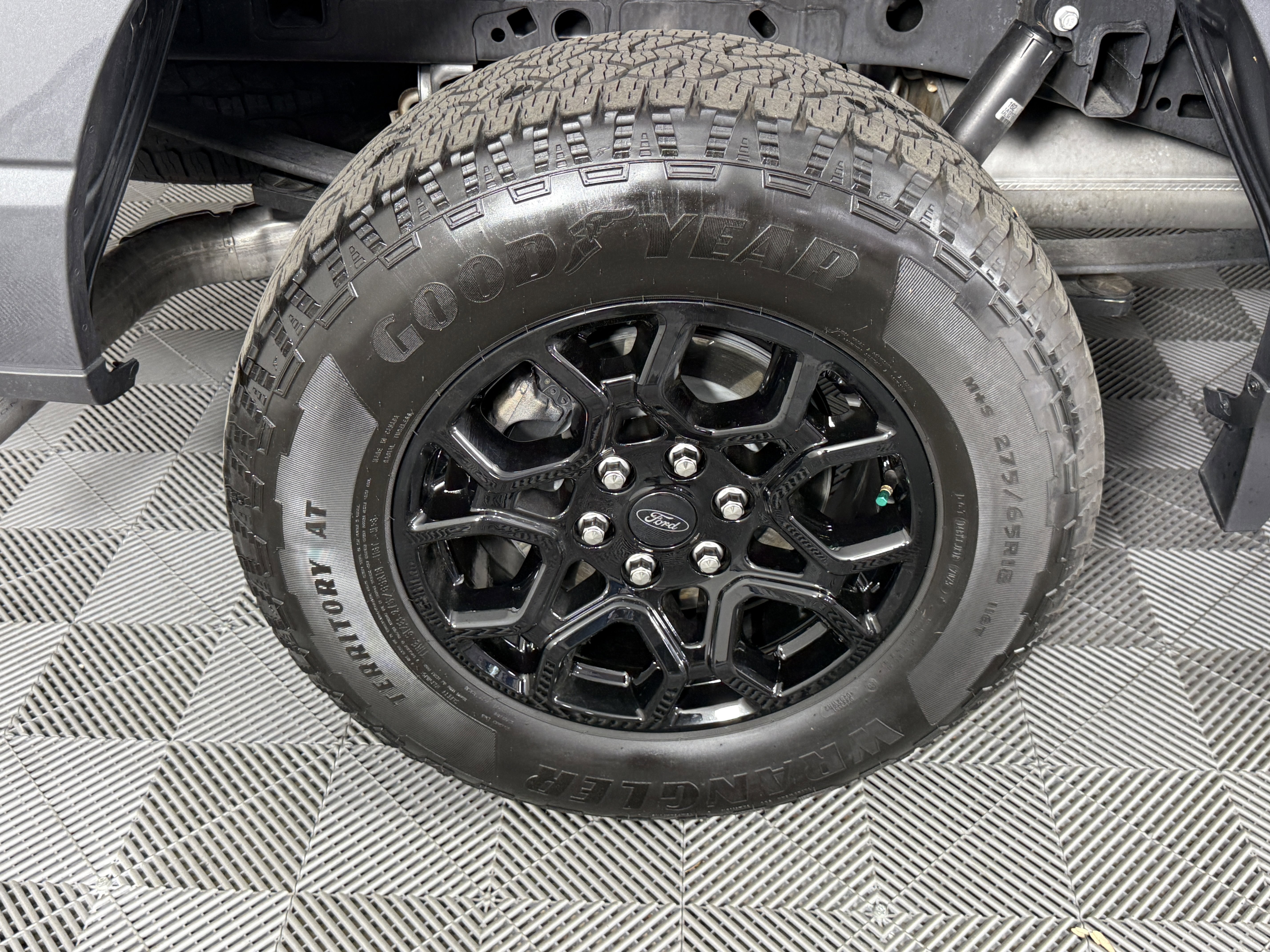 Certified 2025 Ford F150 XLT w/ Equipment Group 302A MID image 31