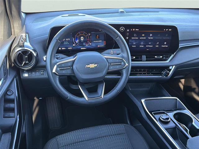 Used 2026 Chevrolet Equinox LT AWD/4WD image 19