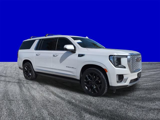 Used 2021 GMC Yukon XL Denali w/ Denali Ultimate Package AWD/4WD image 2