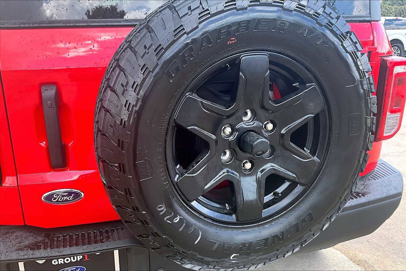 Certified 2024 Ford Bronco Black Diamond image 12