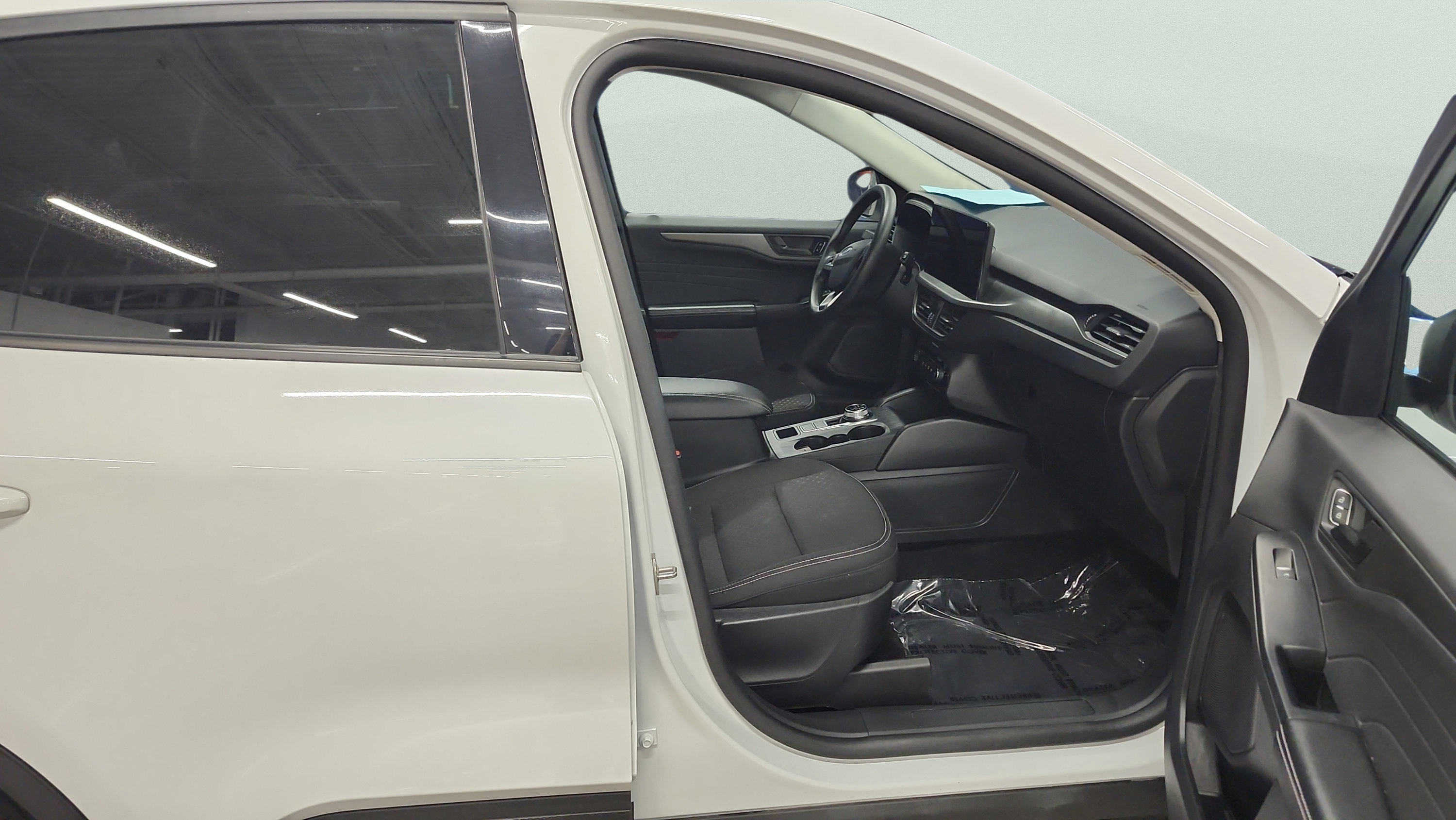 Certified 2025 Ford Escape Active w/ Tech Pack #1 AWD/4WD image 15