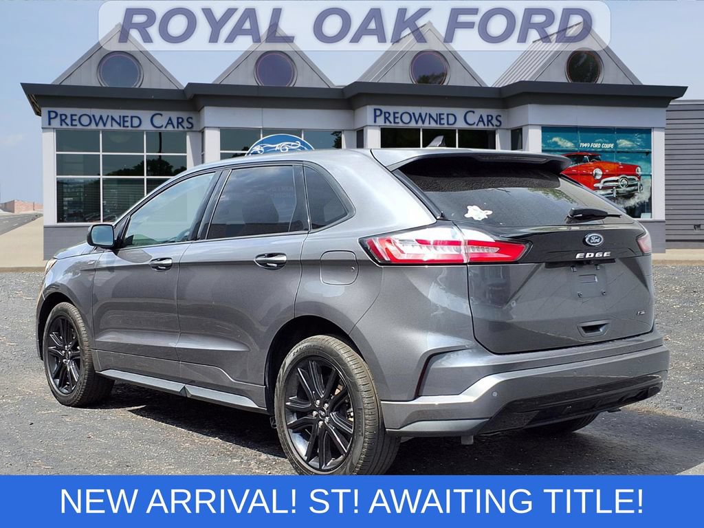 Certified 2024 Ford Edge ST-Line AWD/4WD image 2