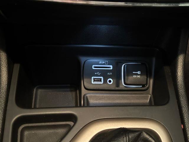 Used 2017 Jeep Cherokee Latitude image 29