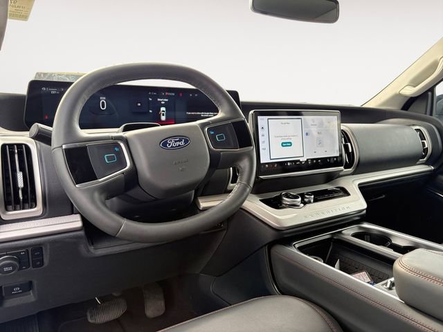 Certified 2025 Ford Expedition Active AWD/4WD image 10