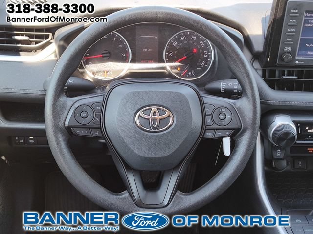Used 2022 Toyota RAV4 LE FWD image 18
