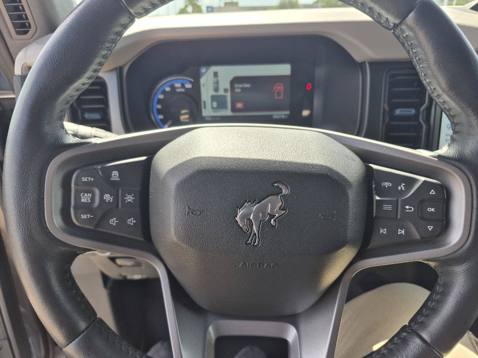 Certified 2023 Ford Bronco Wildtrak AWD/4WD image 10
