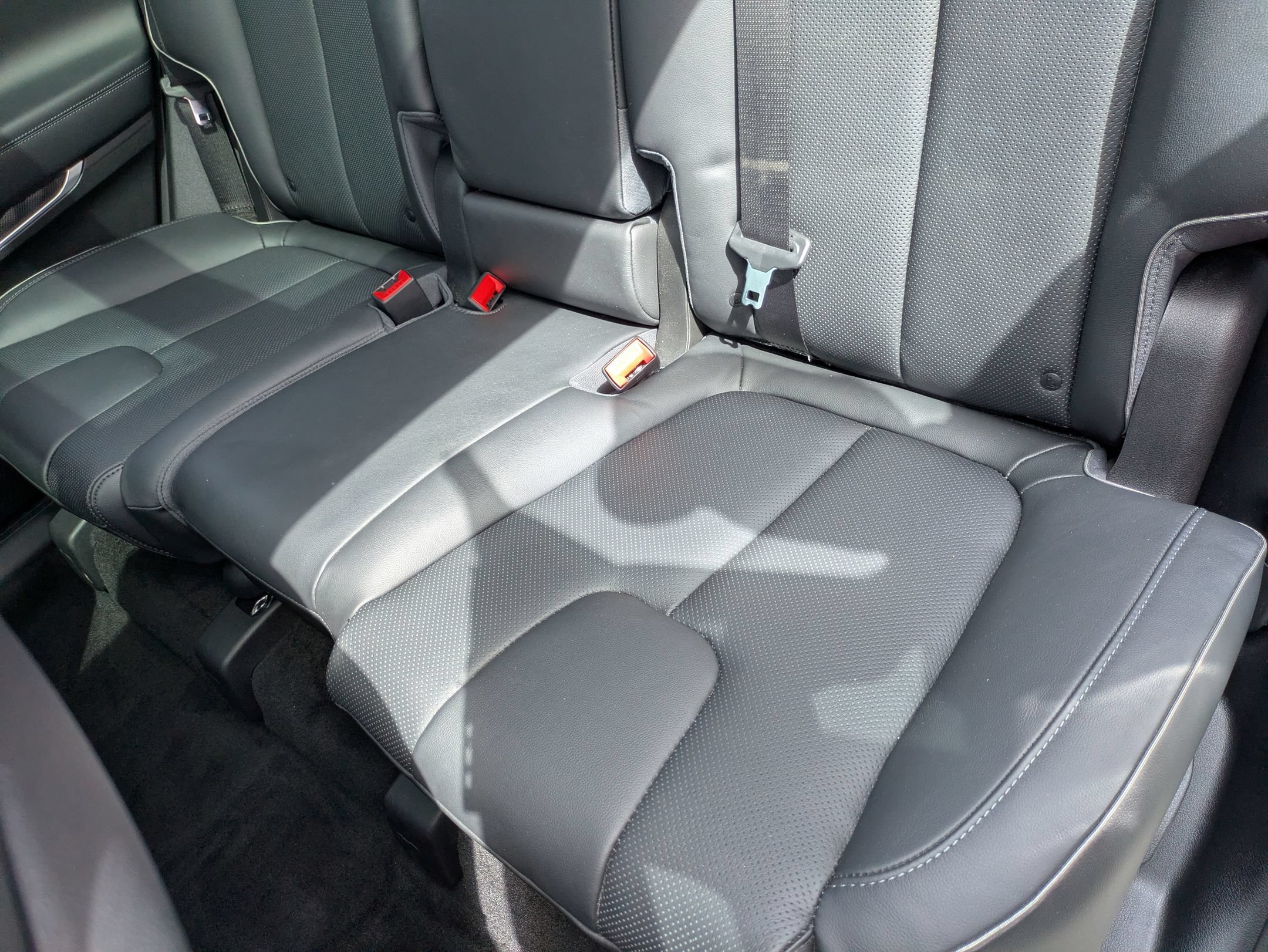 Used 2023 Hyundai Santa Fe Limited FWD image 30