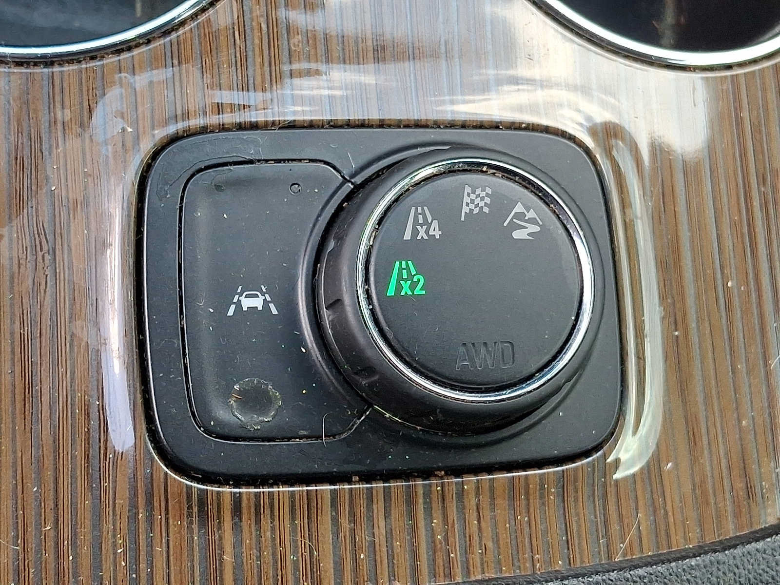 Used 2023 GMC Acadia SLE AWD/4WD image 24