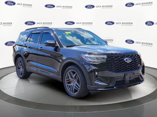 Certified 2025 Ford Explorer ST AWD/4WD image 7
