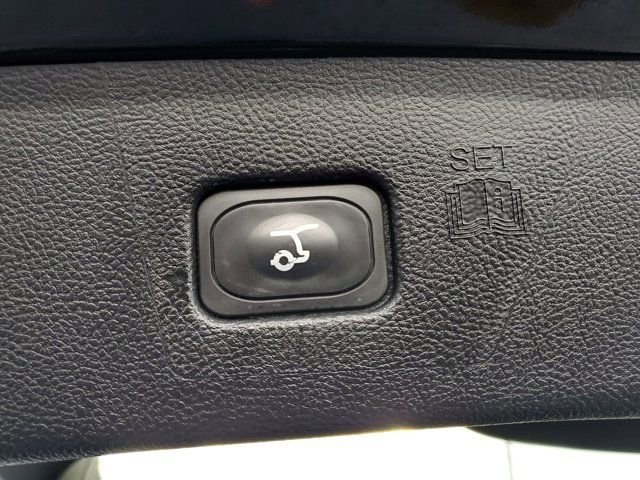 Certified 2023 Ford Edge SEL w/ Convenience Package image 9