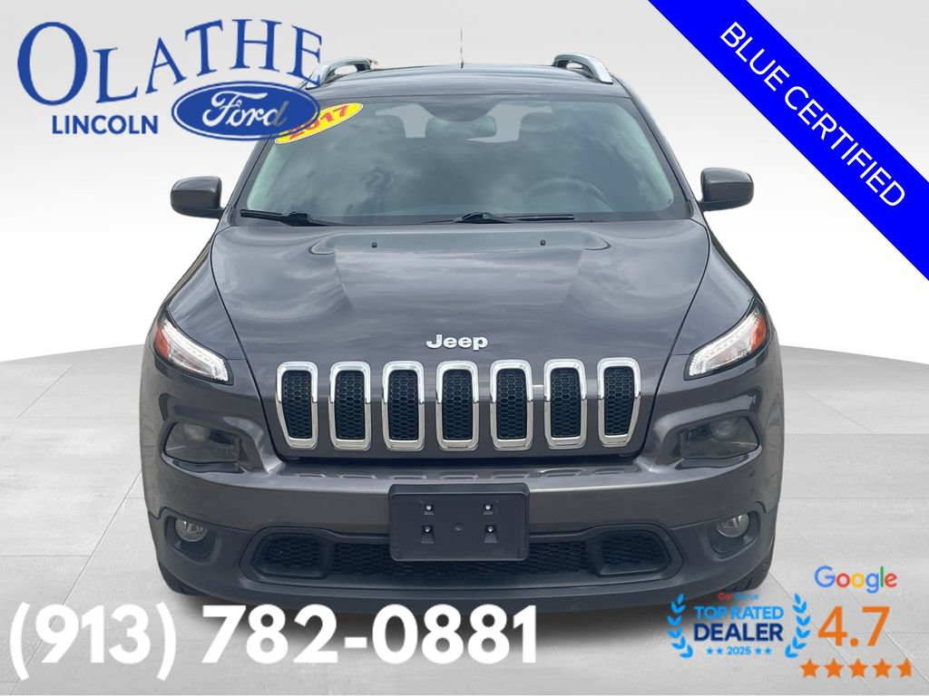 Used 2017 Jeep Cherokee Latitude FWD image 9