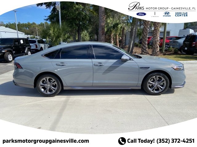 Used 2023 Honda Accord EX-L image 3