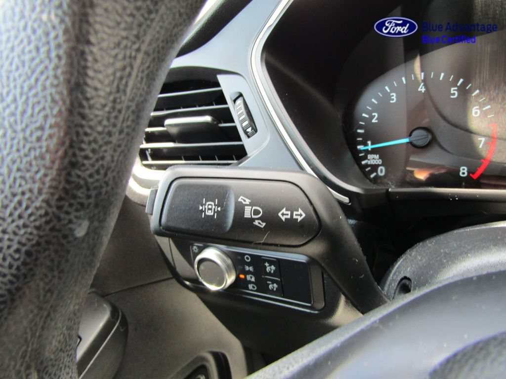 Certified 2020 Ford Escape SE AWD/4WD image 30