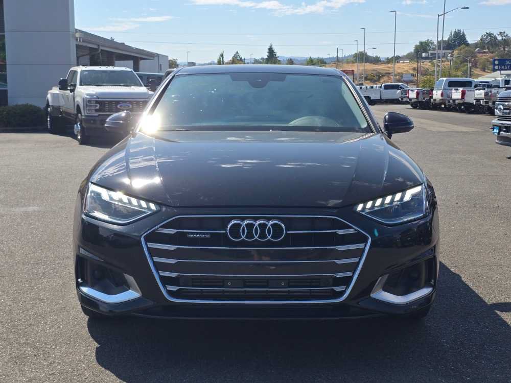 Used 2022 Audi A4 2.0T Premium Plus AWD/4WD image 5
