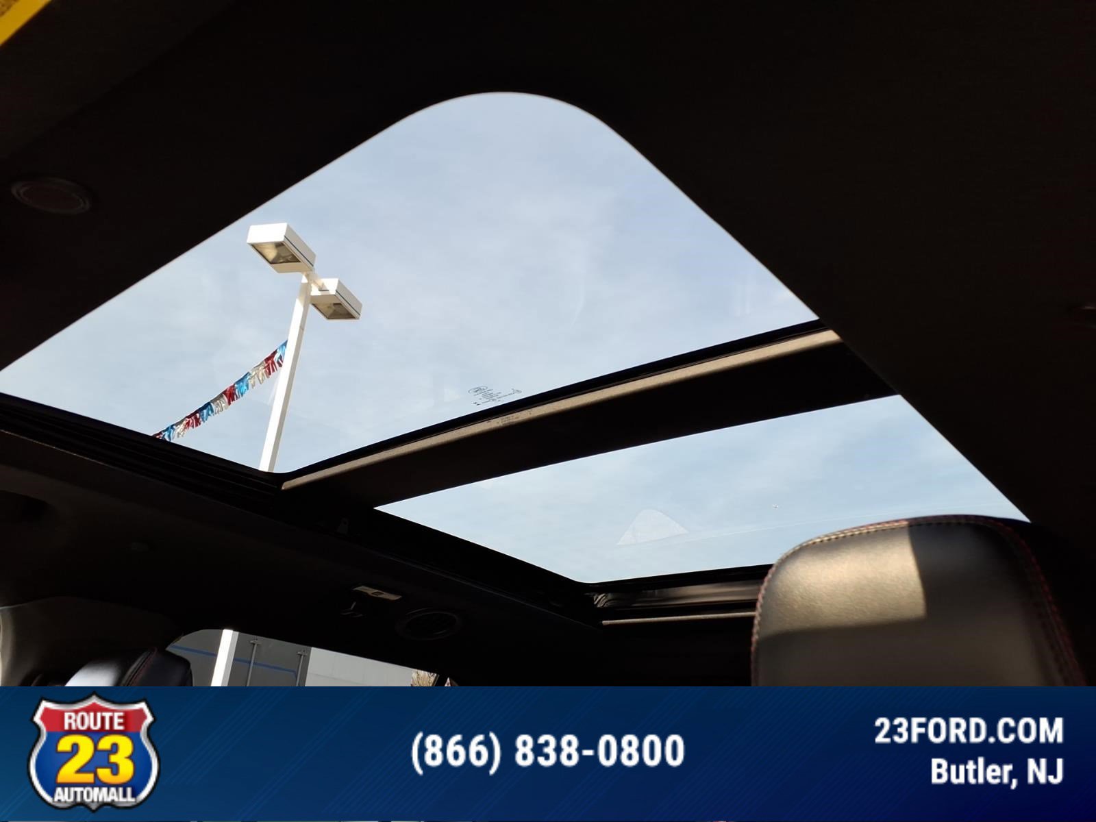 Certified 2025 Ford Explorer ST-Line w/ Premium Package AWD/4WD image 25