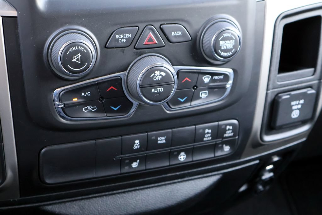 Used 2018 RAM 1500 Lone Star RWD image 31