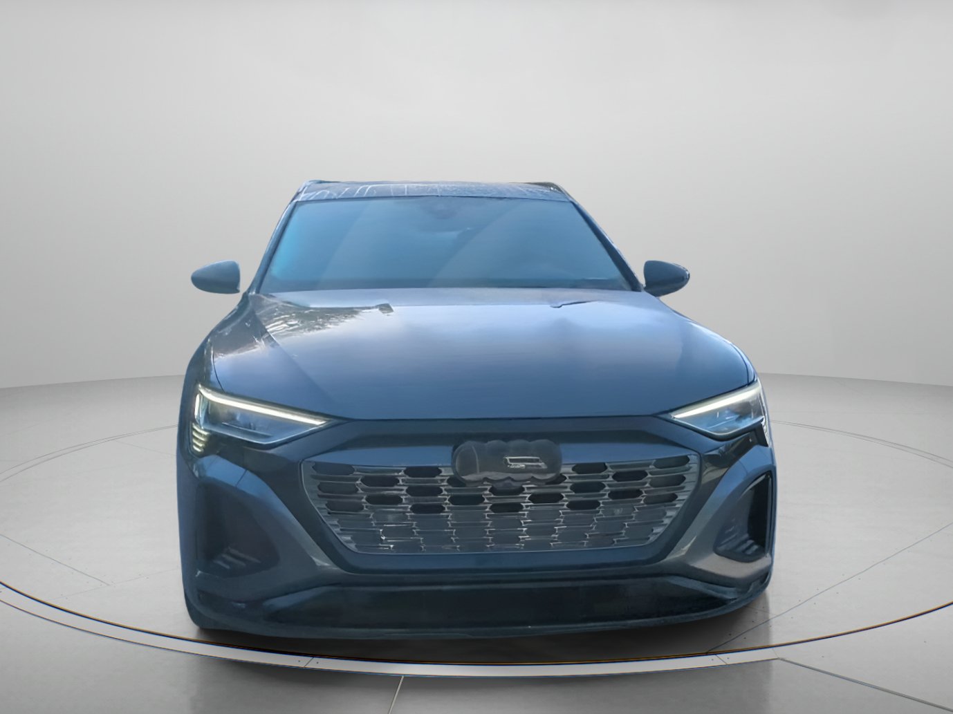 Used 2024 Audi Q8 e-tron Prestige AWD/4WD image 7