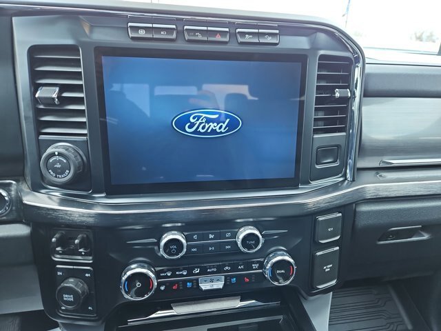 Certified 2024 Ford F250 Lariat w/ Lariat Ultimate Package AWD/4WD image 11