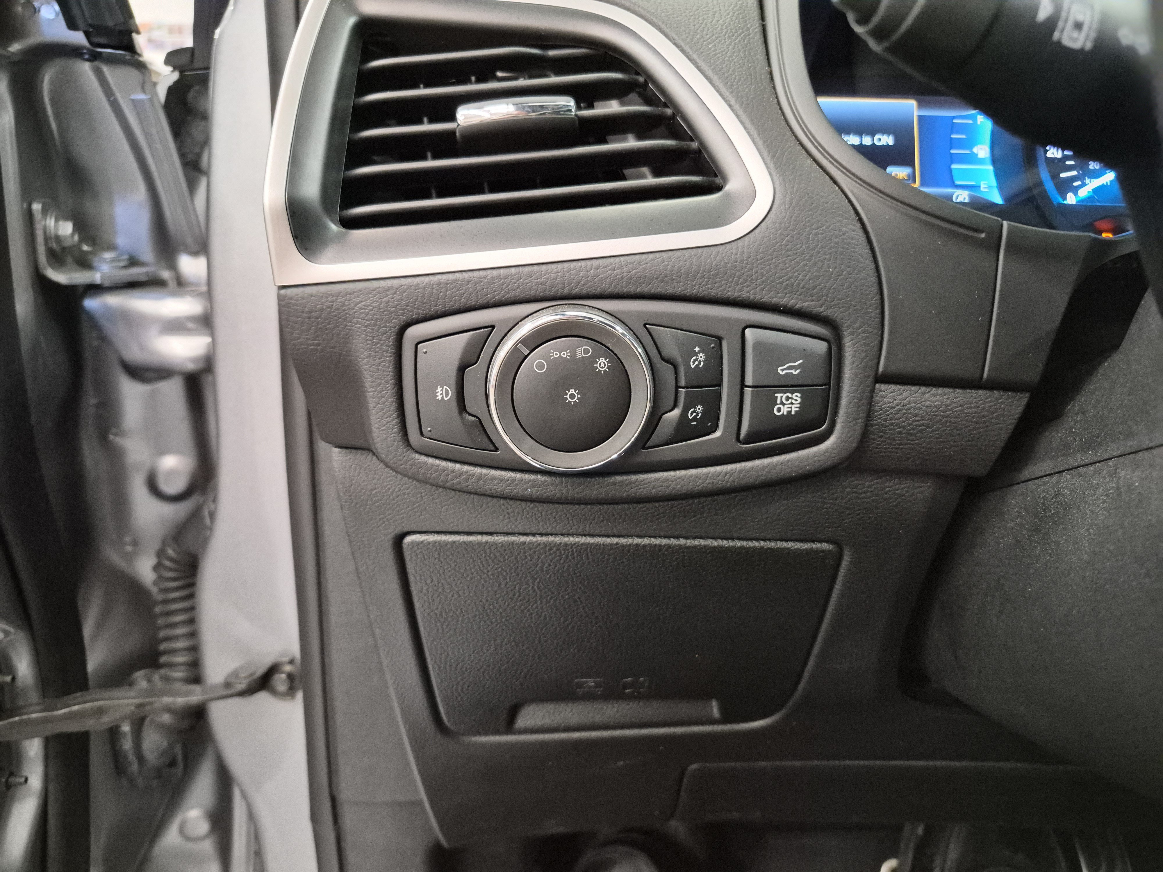 Certified 2024 Ford Edge ST-Line AWD/4WD image 22