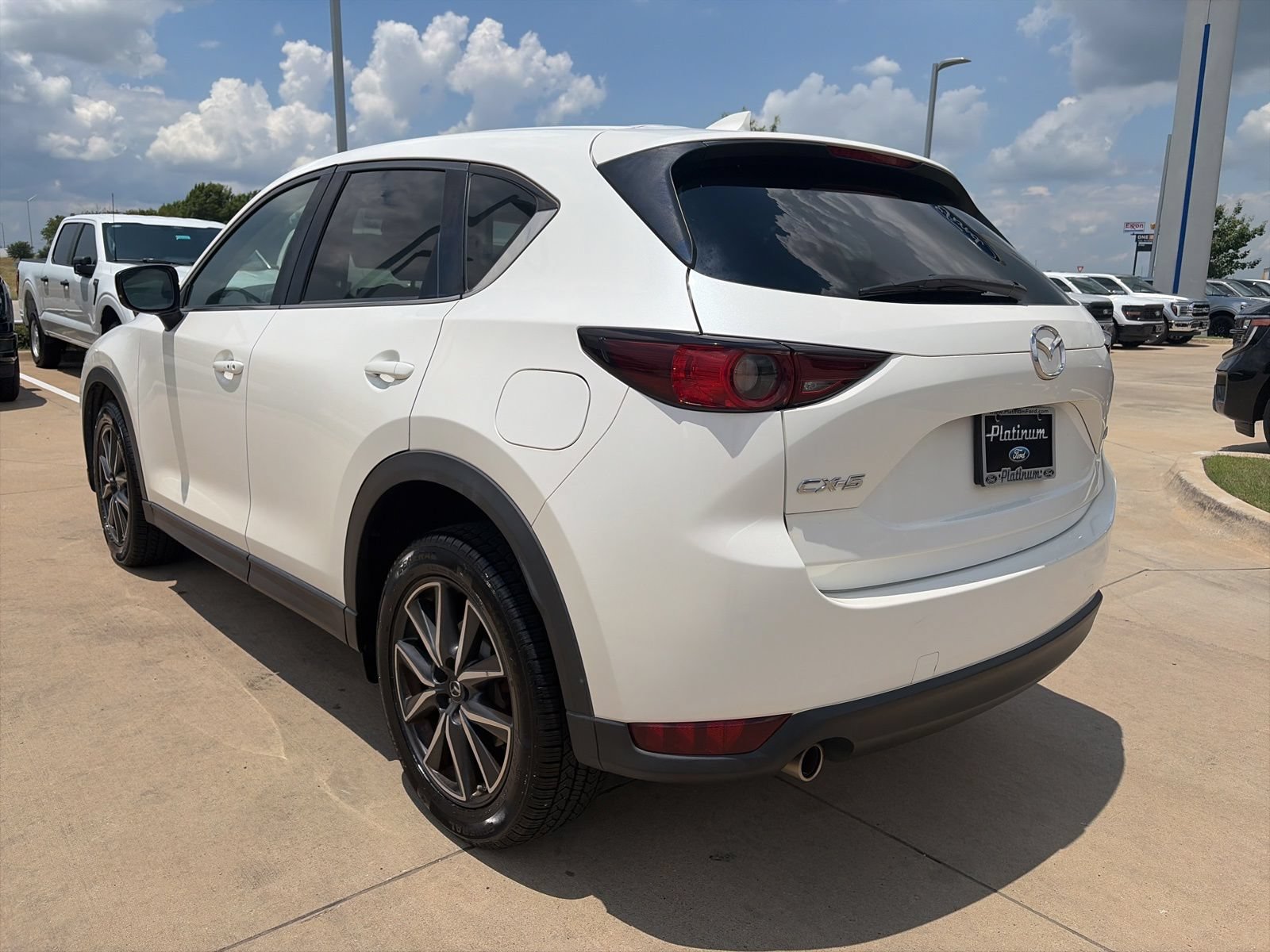 Used 2018 MAZDA CX-5 Touring FWD video 3