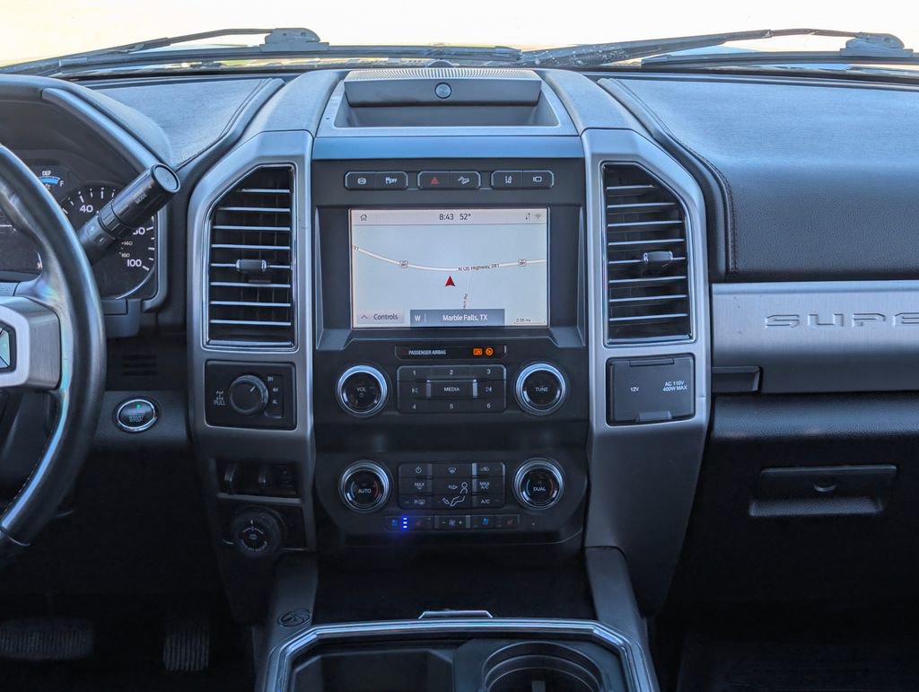 Certified 2021 Ford F250 Platinum w/ FX4 Off-Road Package AWD/4WD image 16