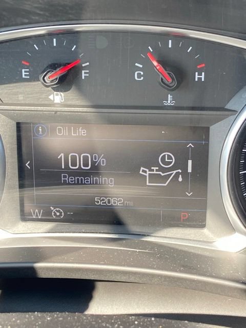 Used 2018 GMC Terrain SLE w/ Driver Convenience Package FWD image 8