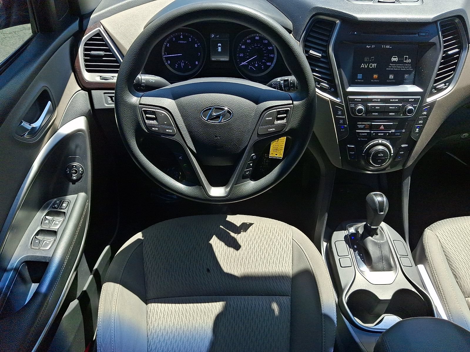 Used 2019 Hyundai Santa Fe XL SE FWD image 12
