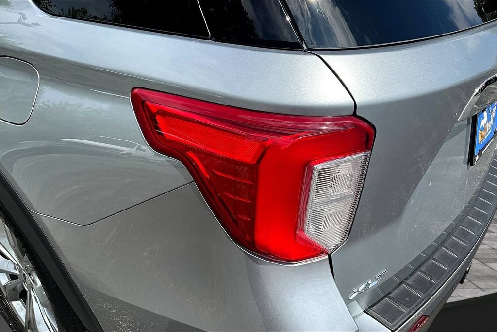 Certified 2023 Ford Explorer XLT w/ Equipment Group 202A AWD/4WD image 26