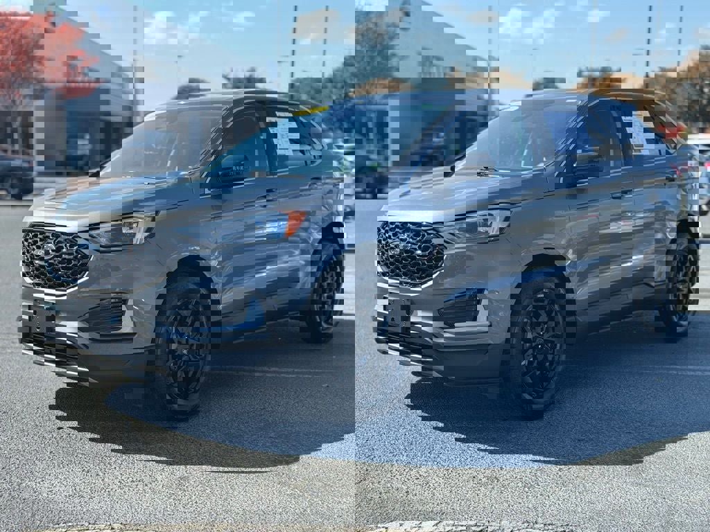 Certified 2023 Ford Edge SEL image 5