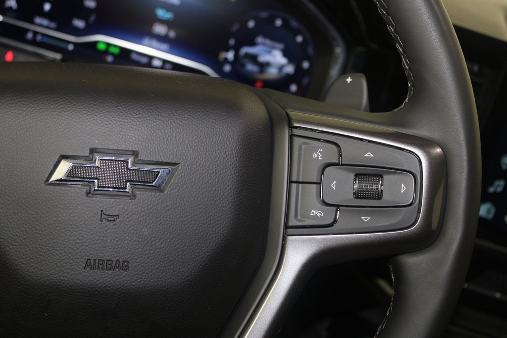 Used 2025 Chevrolet Silverado 1500 ZR2 w/ Technology Package image 18