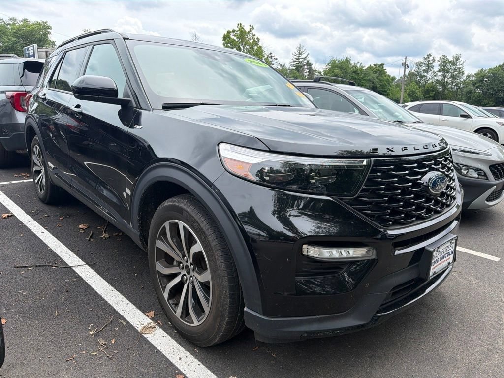 Certified 2023 Ford Explorer ST-Line w/ Class IV Trailer Tow Package