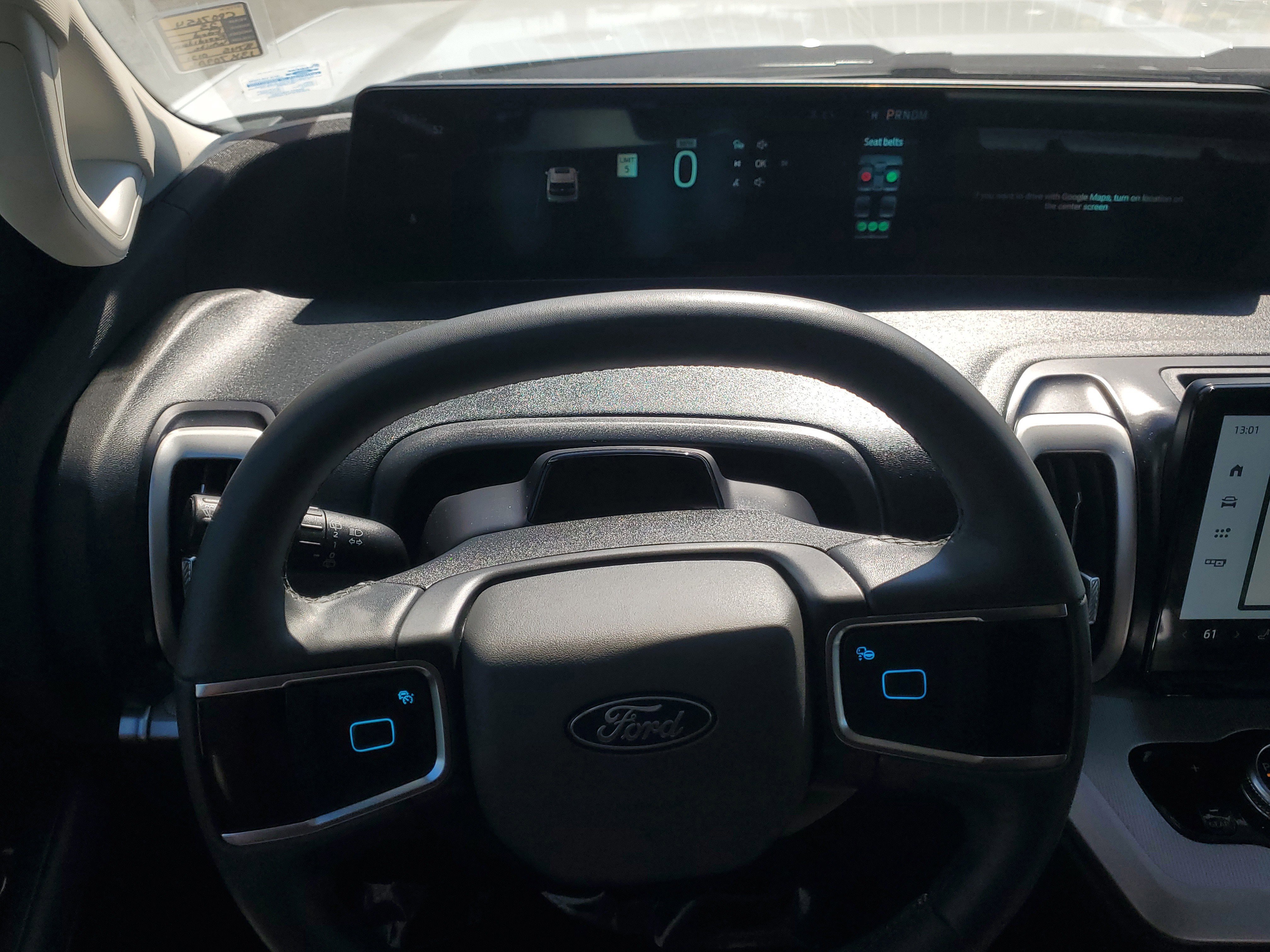 Certified 2025 Ford Expedition Active image 24