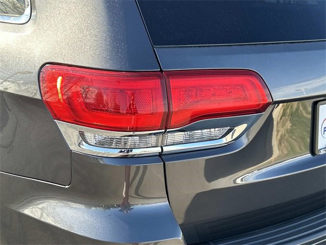 Used 2018 Jeep Grand Cherokee Laredo image 11