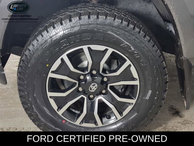 Used 2022 Toyota Tacoma TRD Sport w/ Technology Package image 10