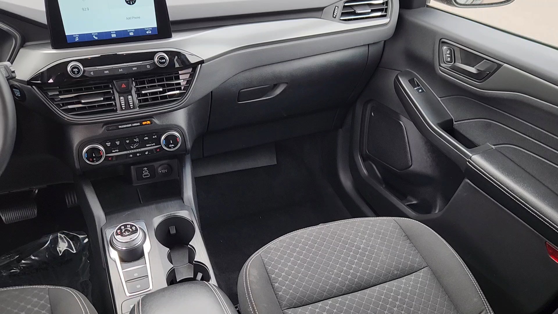Certified 2024 Ford Escape Active AWD/4WD image 27