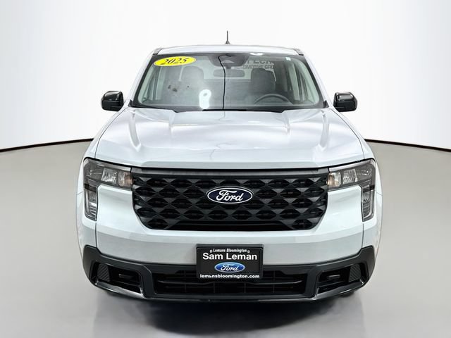 Certified 2025 Ford Maverick XLT w/ XLT Luxury Package AWD/4WD image 2