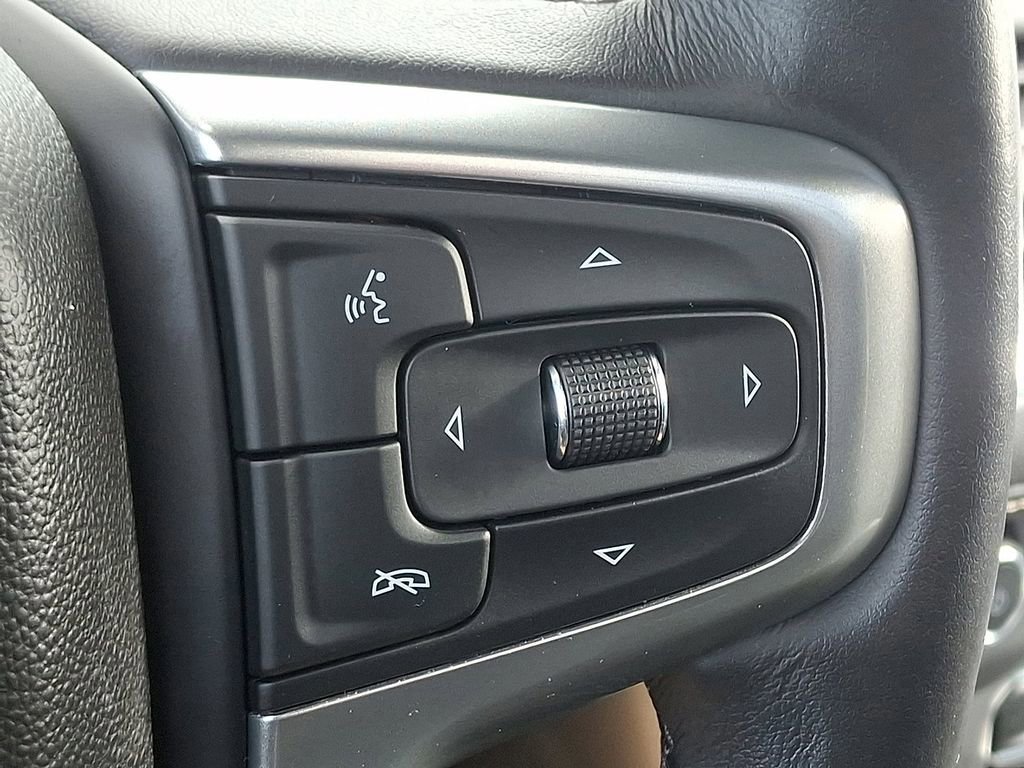 Used 2023 Chevrolet Tahoe Premier w/ Advanced Technology Package image 24