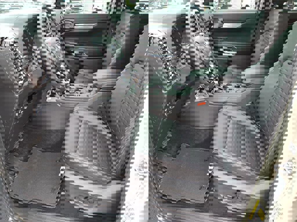 Certified 2025 Ford Ranger Lariat w/ Convenience Package image 22