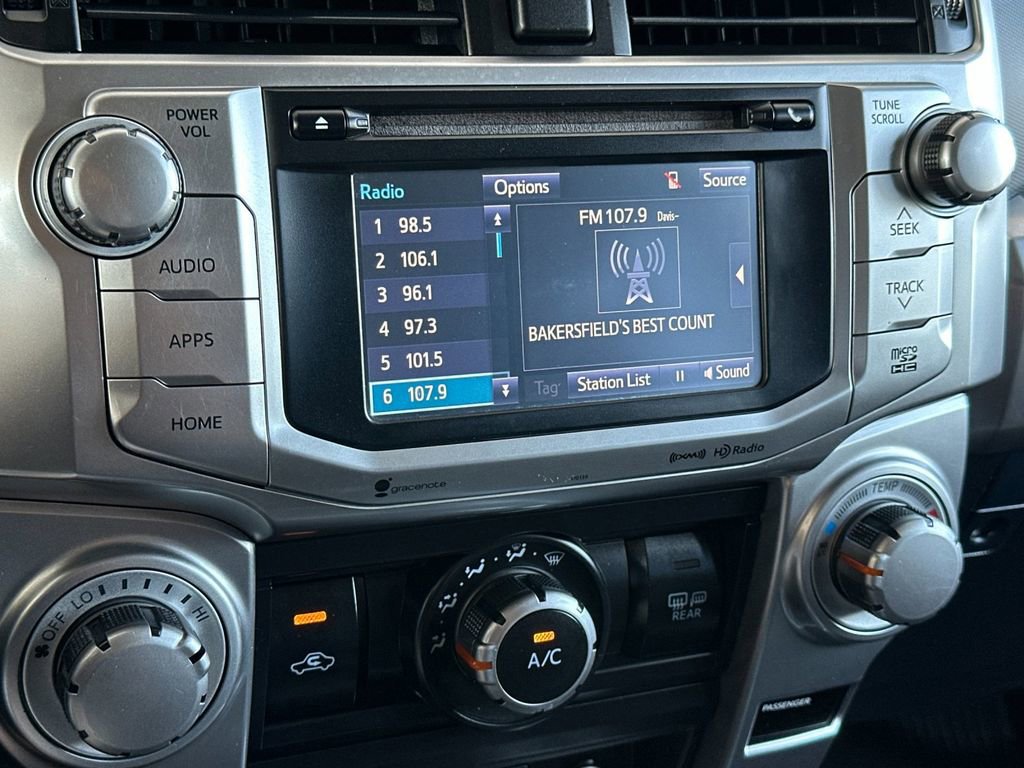 Used 2018 Toyota 4Runner SR5 Premium AWD/4WD image 18