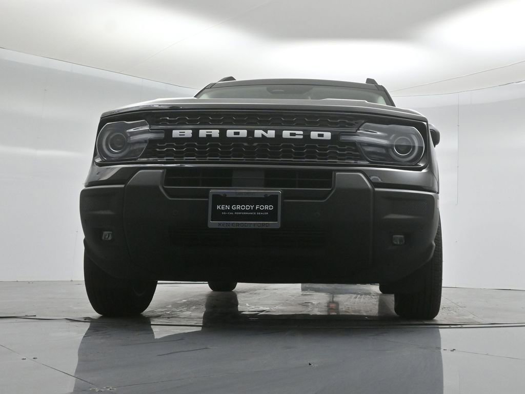 Certified 2025 Ford Bronco Sport Outer Banks w/ Outer Banks Tech Package+ AWD/4WD image 46