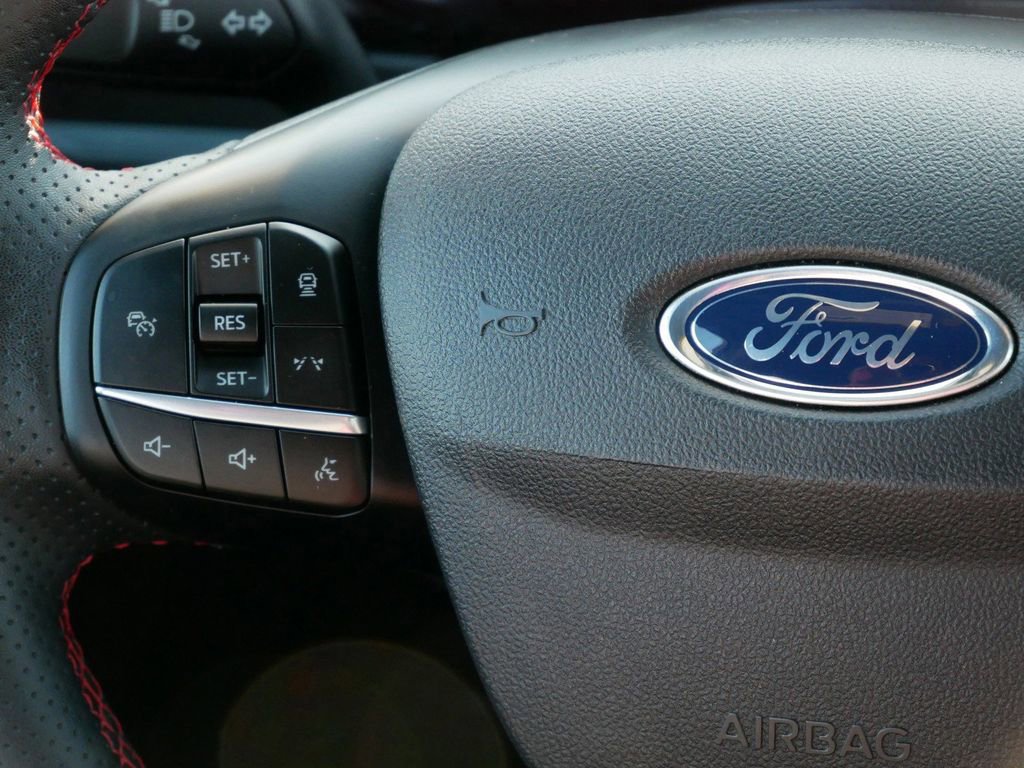 Certified 2024 Ford Escape ST-Line w/ Tech Pack #1 image 18