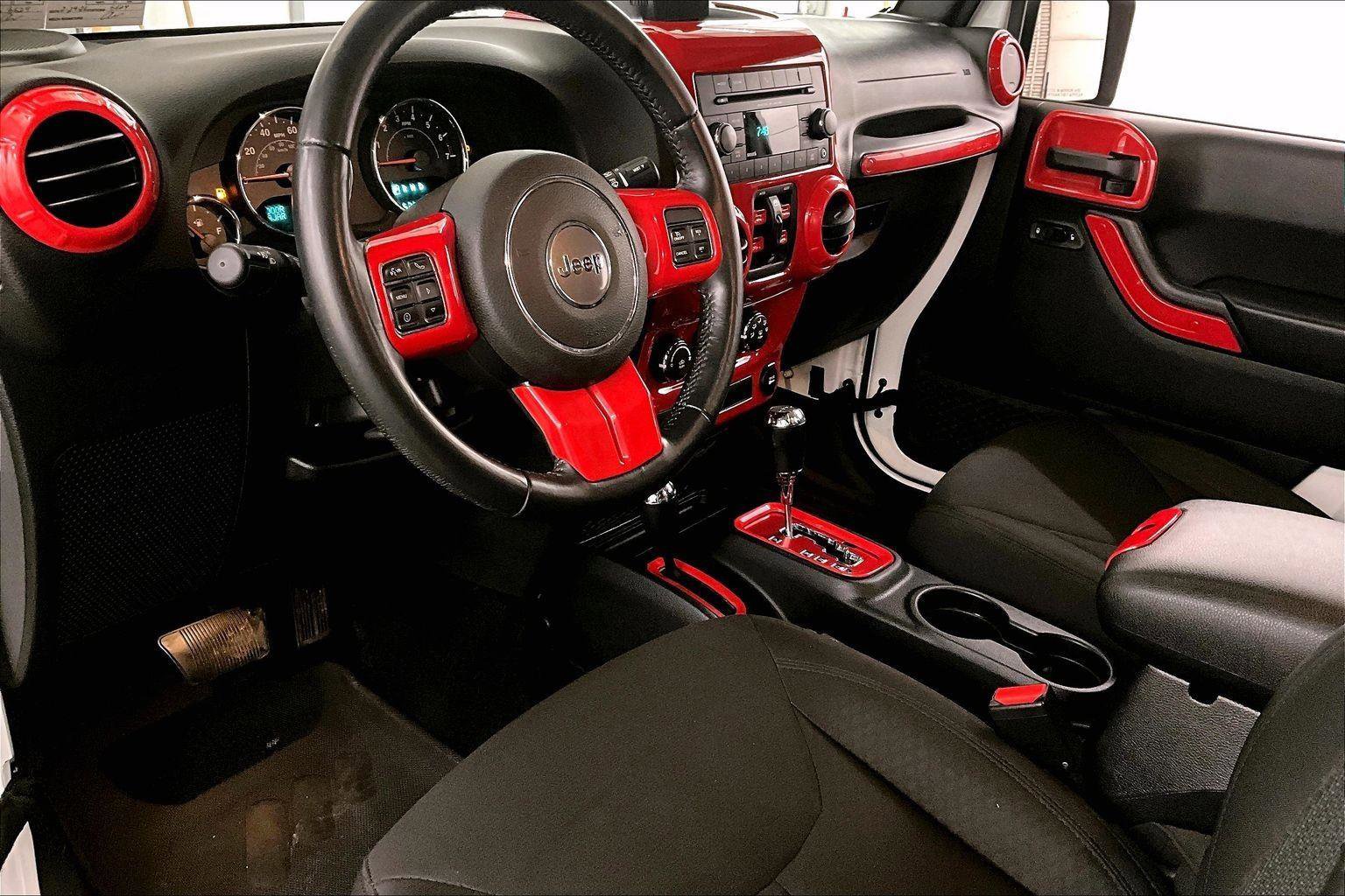 Used 2018 Jeep Wrangler Unlimited Sport S image 12