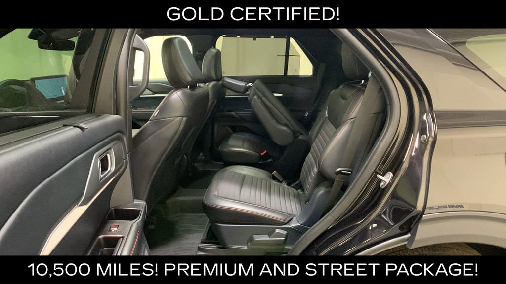 Certified 2025 Ford Explorer ST-Line w/ Premium Package AWD/4WD image 26