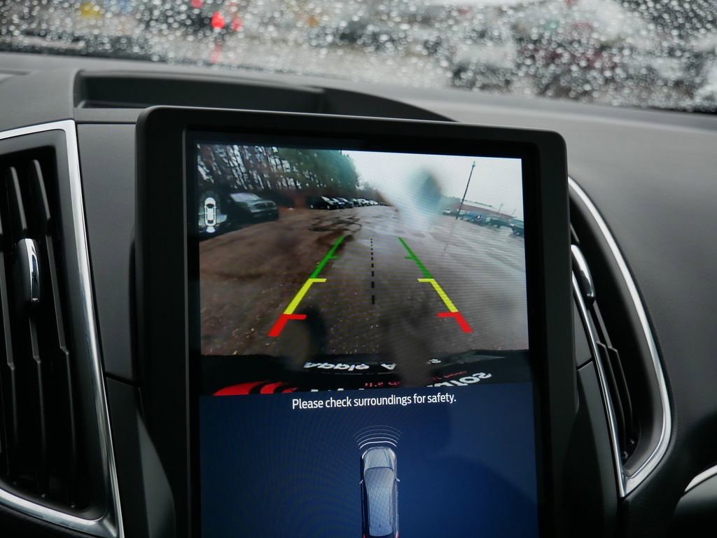 Certified 2024 Ford Edge Titanium w/ Equipment Group 301A image 28