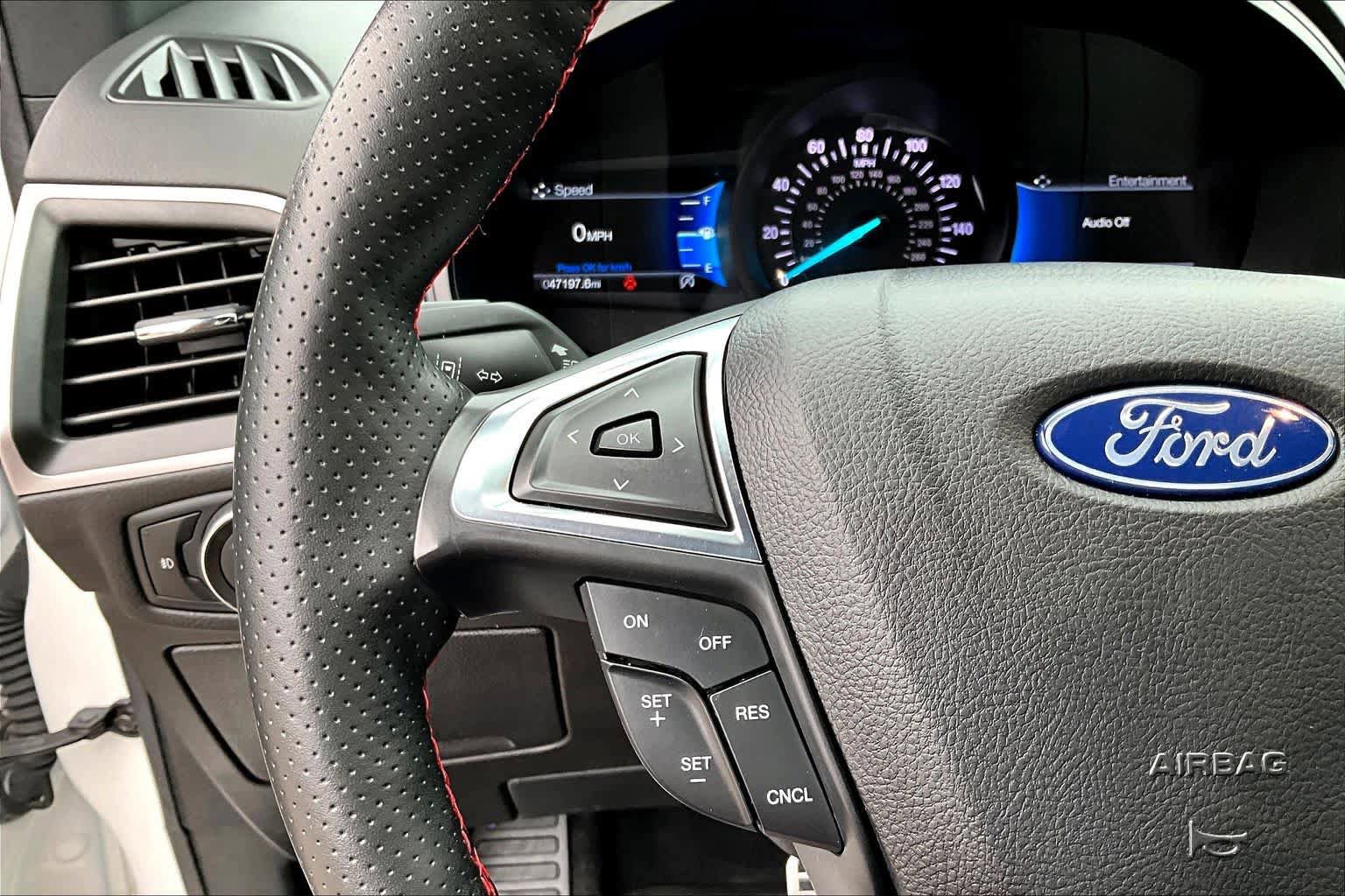 Certified 2022 Ford Edge ST-Line AWD/4WD image 23